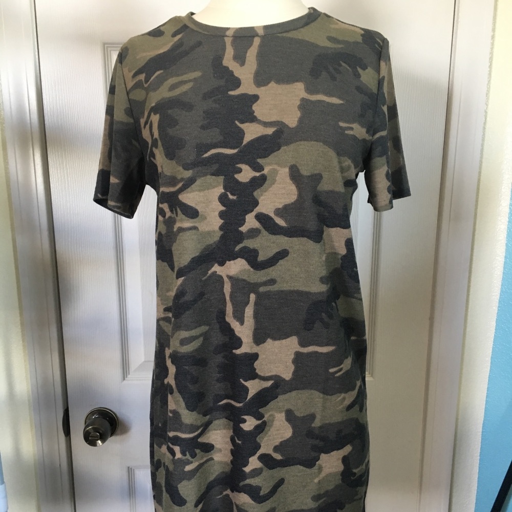 Medium Camo Shapeless Knee Length Dress